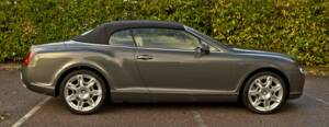 Image 19/50 of Bentley Continental GTC (2011)