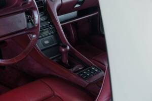 Image 42/50 of Porsche 928 GT (1989)