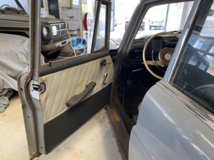 Image 11/33 de Mercedes-Benz 190 c (1964)