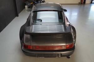 Imagen 5/50 de Porsche 911 Carrera 2 (1990)