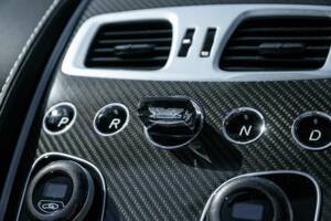 Image 14/50 of Aston Martin Vanquish Volante (2014)