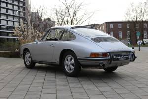 Image 22/78 of Porsche 911 2.0 S (1966)