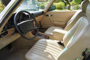 Bild 2/19 von Mercedes-Benz 560 SL (1989)