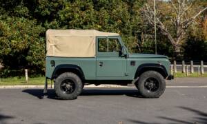 Image 2/21 de Land Rover Defender 90 Td5 (1999)