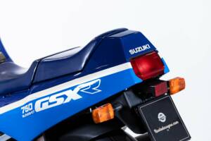 Bild 12/50 von Suzuki DUMMY (1988)