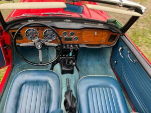 Bild 14/33 von Triumph TR 4A IRS (1966)