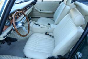 Image 29/50 de ISO Grifo GL 300 (1973)