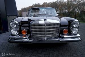 Image 3/14 of Mercedes-Benz 280 SE 3,5 (1970)