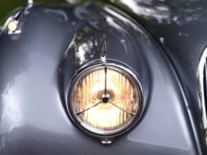 Image 20/33 of Jaguar XK 120 OTS (1951)
