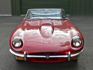 Image 4/49 de Jaguar E-Type (1970)