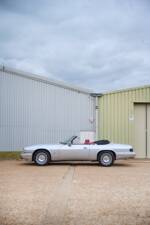 Image 31/50 of Jaguar XJS 6.0 (1993)