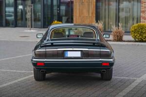 Image 23/55 de Jaguar XJS 6.0 (1994)