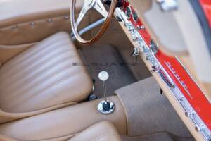 Image 41/49 of Mercedes-Benz 300 SL "Gullwing" (1955)