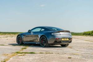 Image 36/50 de Aston Martin V12 Vantage S (2016)