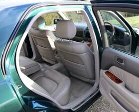 Afbeelding 41/50 van Lexus LS 400 (1998)