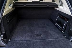 Immagine 46/49 di Land Rover Range Rover Autobiography Ultimate Edition (2014)
