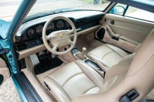 Immagine 16/31 di Porsche 911 Turbo (1997)