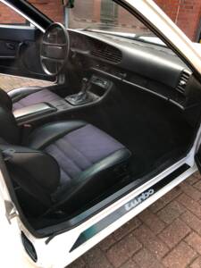 Image 11/45 of Porsche 944 Turbo (1985)