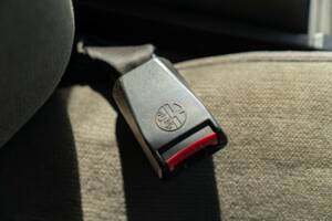 Image 43/47 of Alfa Romeo 75 1.6 (1991)