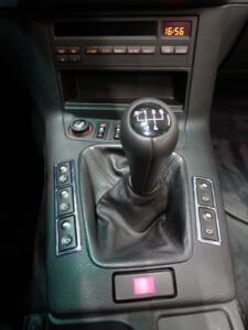 Imagen 4/35 de BMW 328i (1996)