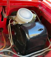 Image 18/50 of MG MGB GT (1972)