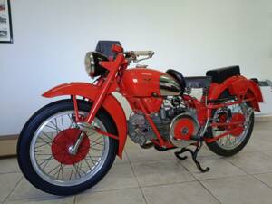 Imagen 18/39 de Moto Guzzi Falcone Sport (1954)
