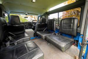 Image 50/50 of Land Rover Defender 90 "50th Anniversary" (1998)