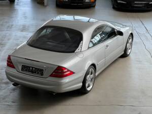 Immagine 1/28 di Mercedes-Benz CL 55 AMG (2002)
