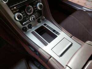 Bild 18/24 von Aston Martin V8 Vantage (2013)