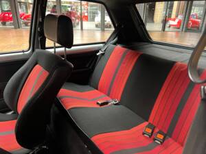 Image 15/33 de Volkswagen Golf I GTI 1.6 (1980)