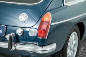 Imagen 31/50 de MG MGB GT (1972)