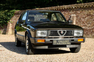 Immagine 10/50 di Alfa Romeo Alfetta 2.0 (1984)
