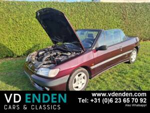 Bild 33/69 von Peugeot 306 1.8 (1996)
