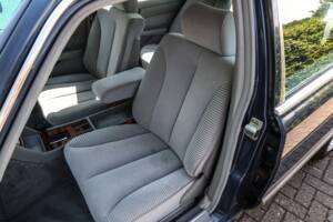 Immagine 24/44 di Mercedes-Benz 500 SE (1985)