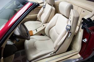 Image 17/45 of Mercedes-Benz SL 280 "Final Edition" (2001)