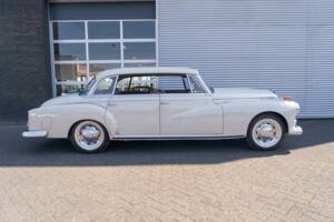 Image 7/8 of Mercedes-Benz 300 d (1961)