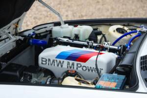 Image 24/50 of BMW M3 (1990)