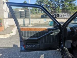 Immagine 16/46 di Lancia Thema 8.32 (1987)
