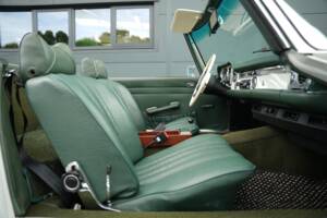 Image 21/50 de Mercedes-Benz 280 SL (1968)