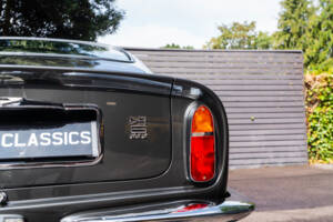 Imagen 4/49 de Aston Martin DB 6 Mk II (1970)