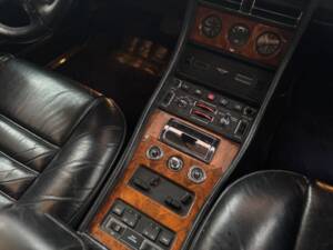 Image 32/37 of Bentley Turbo R (1989)