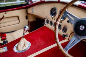 Afbeelding 47/50 van AC Cobra 289 (2000)