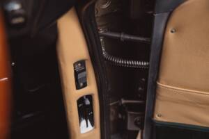 Image 86/99 of Aston Martin DB 6 Volante (1968)