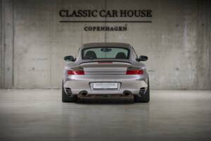 Image 8/98 of Porsche 911 Turbo (2000)