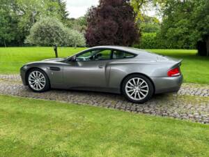 Imagen 9/23 de Aston Martin V12 Vanquish (2003)