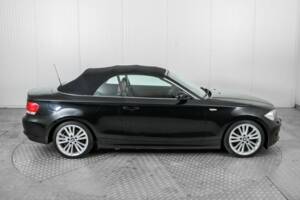 Image 48/50 de BMW 120i (2008)