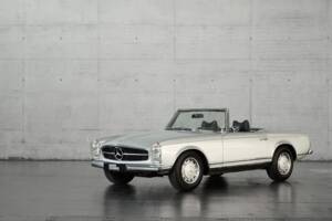 Image 1/50 de Mercedes-Benz 280 SL (1970)
