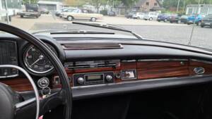 Bild 29/30 von Mercedes-Benz 280 SE 3,5 (1971)