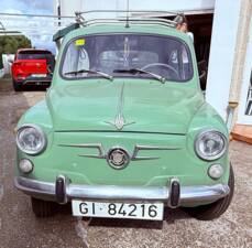 Bild 12/13 von SEAT 600 D (1968)