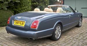 Image 10/50 of Bentley Azure (2007)